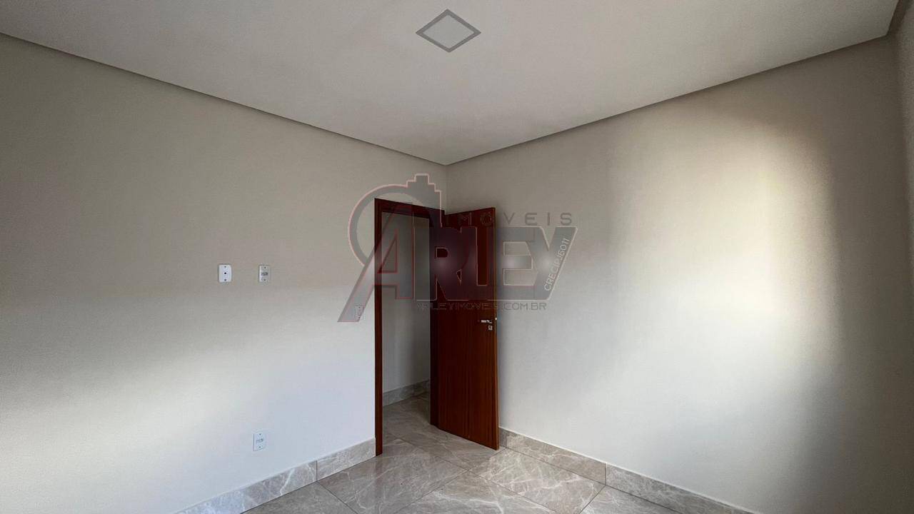 Casa à venda com 3 quartos, 100m² - Foto 22