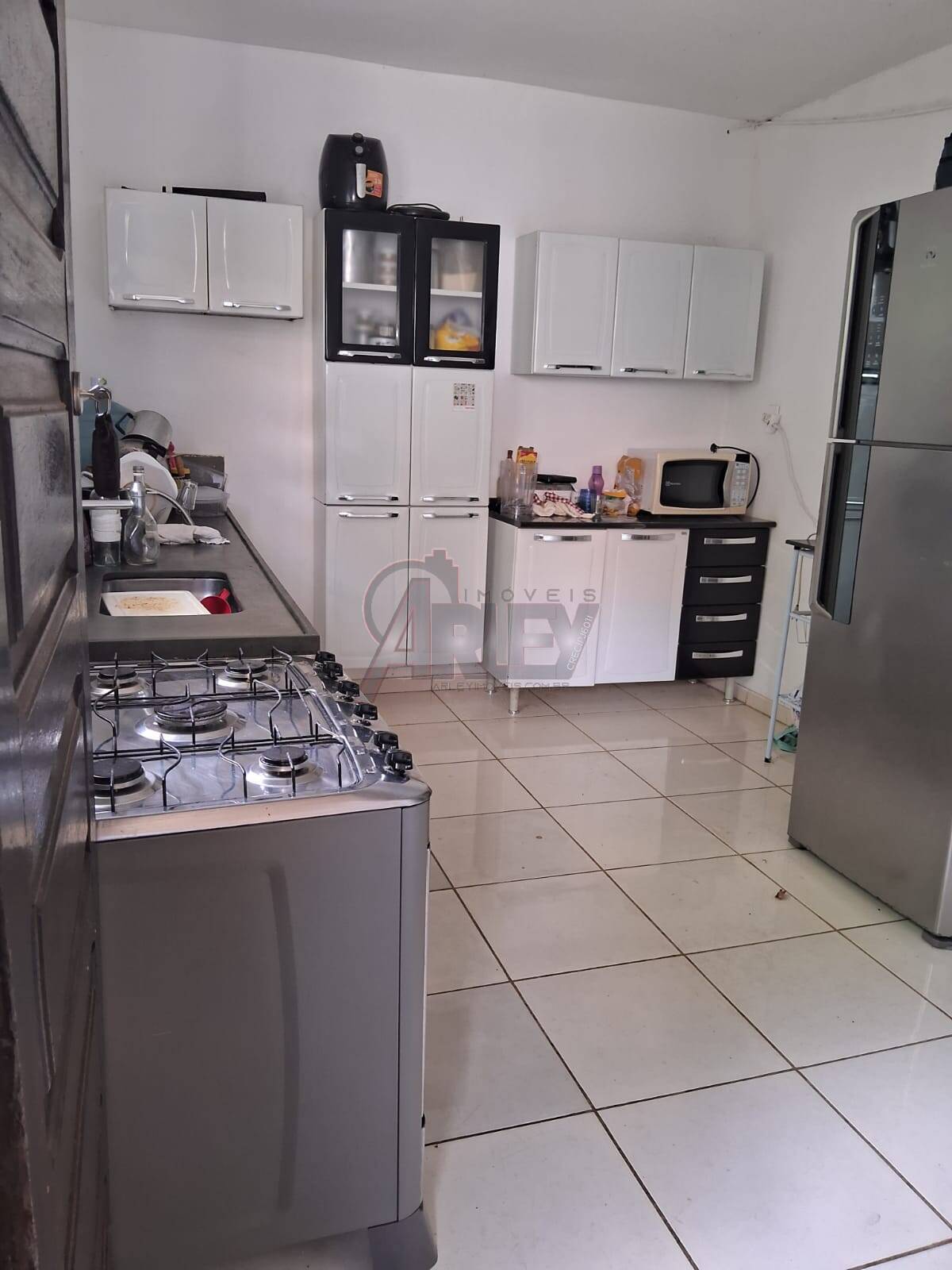 Casa à venda com 4 quartos, 280m² - Foto 11