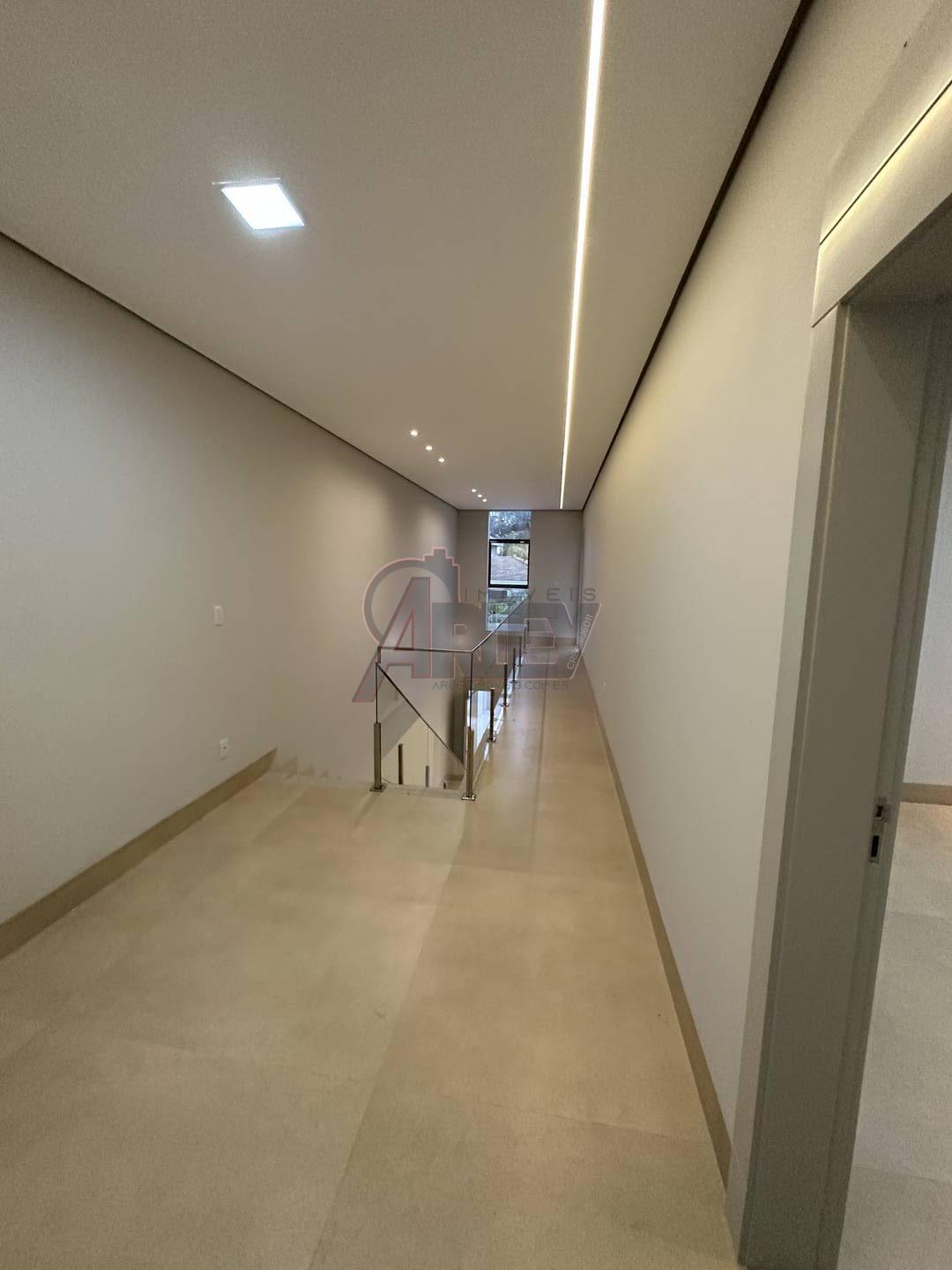 Casa à venda com 3 quartos, 225m² - Foto 10