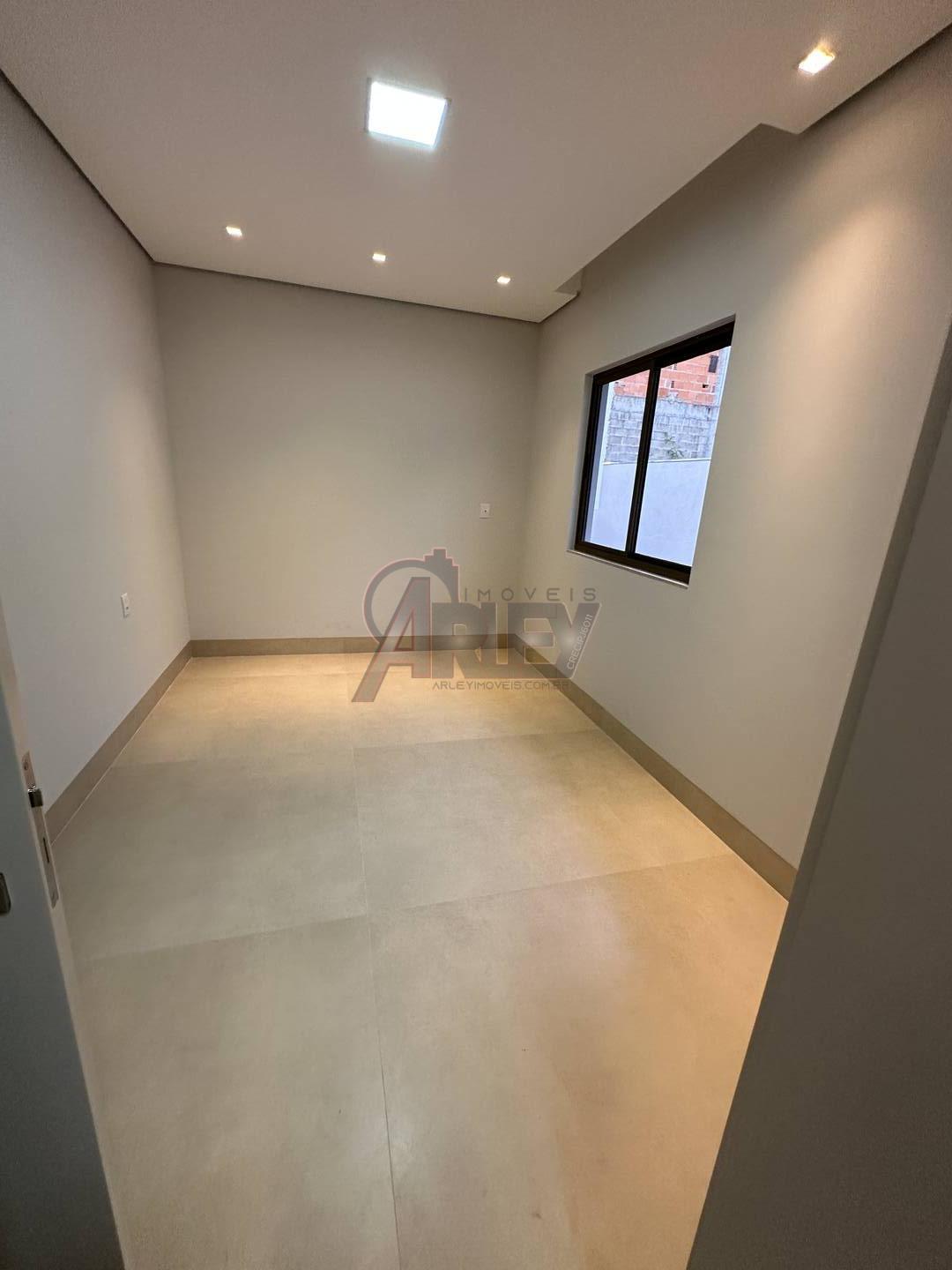 Casa à venda com 3 quartos, 225m² - Foto 35